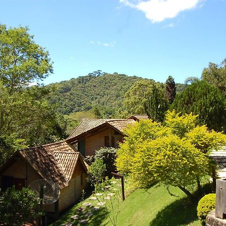 Pássaro de Fogo Santo Antônio do Pinhal Exterior foto